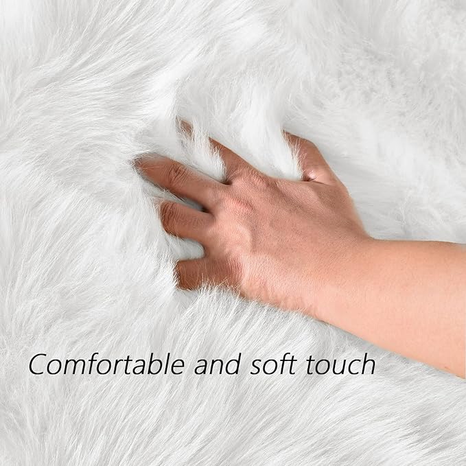 Latepis 12x12 Area Rugs for Bedroom White Faux Fur Rug Washable Super Fluffy Rug Faux Sheepskin for Living Room Floor Sofa Shag Rug Office Home Décor, Square