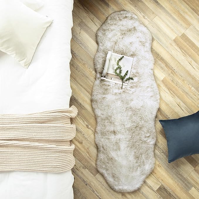 Ashler Home Deco Ultra Soft Faux Fox Fur Rug White Brown Fluffy Area Rug, Carpets Fluffy Rug Chair for Bedroom Floor Sofa Living Room 2 x 6 Feet