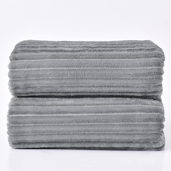 BEDELITE Fleece Blanket King Size – 3D Ribbed Jacquard Soft and Warm Decorative Fuzzy Blankets – Cozy, Fluffy, Plush Lightweight Throw Blankets for Couch, Bed, Sofa(Grey, 108x90 inches)