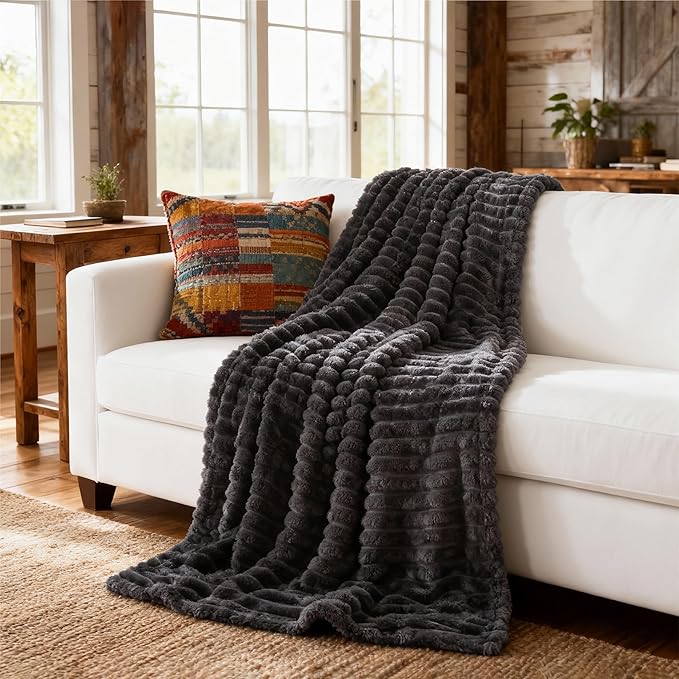 Bedsure Grey Fleece Throw Blanket for Couch - Super Soft Cozy Blankets for Women, Cute Small Throws for Girls, 50x60 Inches
