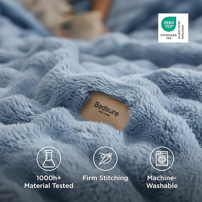 Bedsure 3D Fleece Bubble Blanket - GentleSoft Blue Queen Blanket for for Bed Sofa Room Decor - Luxury Soft Cozy Spring Gifts for Kids Girls, Lightweight, All Seasons, Celestial Blue, 90"×90"
