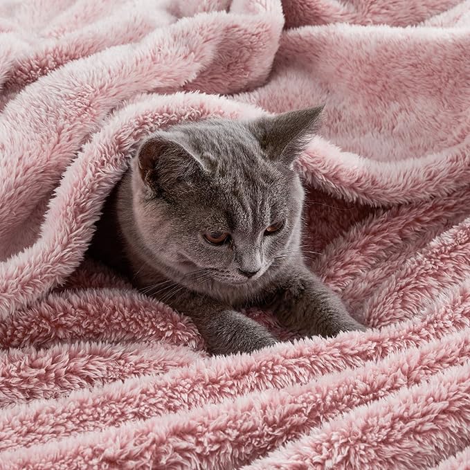 Exclusivo Mezcla Plush Fuzzy Fleece Throw Blanket Extra Large, Super Soft, Fluffy and Warm Blankets for Couch, Bed, All Season (Mixed Dusty Pink, 50x70 inches)