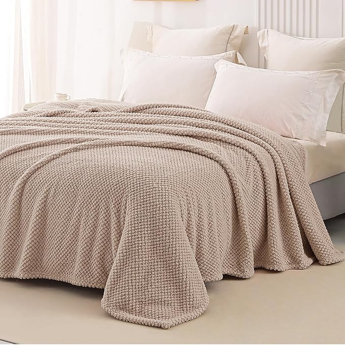 Whale Flotilla King Size Fuzzy Fleece Blanket for Bed, 90x104 Inch Fluffy Warm Soft Jacquard Blankets for All Season, Lightweight and Cozy, Camel
