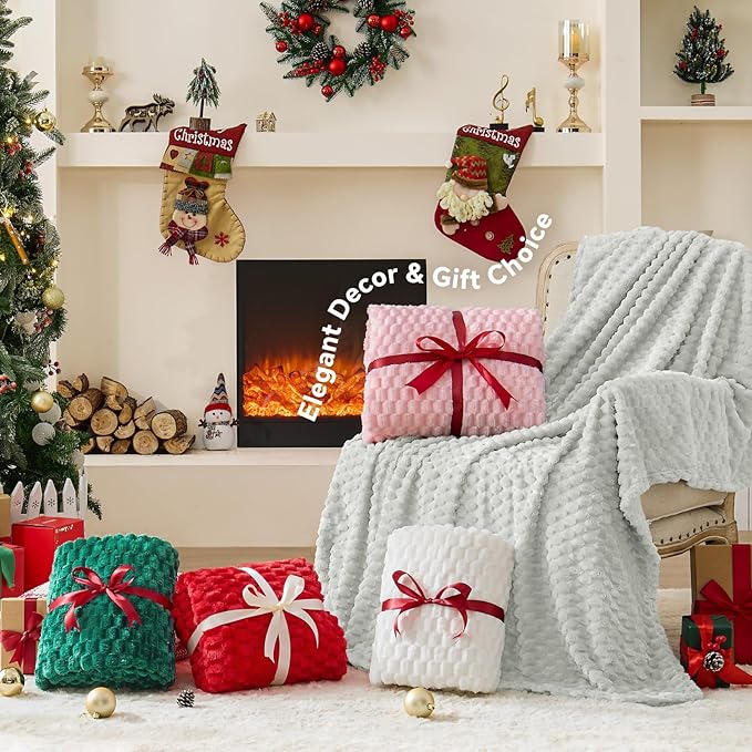 BEDELITE Fleece Blanket - 3D Jacquard Decorative Light Grey Throw Blankets for Couch & Bed, Soft and Cozy Warm Plush Fluffy Blanket All Seasons Suitable, 50x60Inches