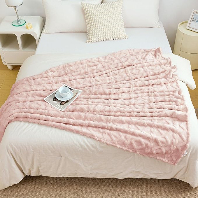 Aganear Twin Blanket - 3D Stylish Design, Lightweight Blanket Super Soft, Warm, Decorative Present for All Seasons, Portable Throw Blankets for Couch, Sofa, Bed, Car(60"×80", Pink)
