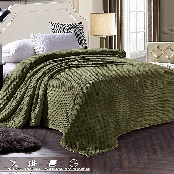 Exclusivo Mezcla Fleece Bed Blanket Queen Size, Super Soft and Warm Blankets for Couch, Sofa and Bed Waffle Textured, Cozy, Fuzzy and Lightweight (Olive Green, 90x90 Inches)