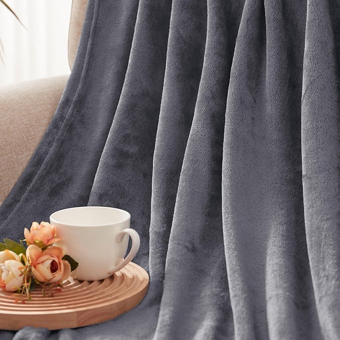 Exclusivo Mezcla Fleece Dark Grey Throw Blanket for Couch, Sofa, Super Soft and Warm Blankets, All Season, Cozy, Plush, Lightweight, 50x60 Inches
