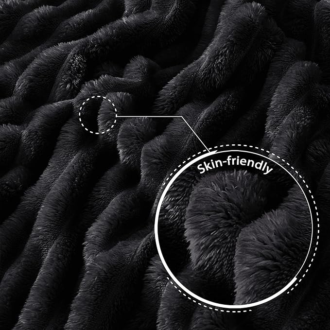 Exclusivo Mezcla Queen Size Flannel Fleece Blanket, Super Soft Striped Jacquard Bed Blanket, Lightweight Fuzzy Cozy for All Seasons, 90x90 Inches, Black