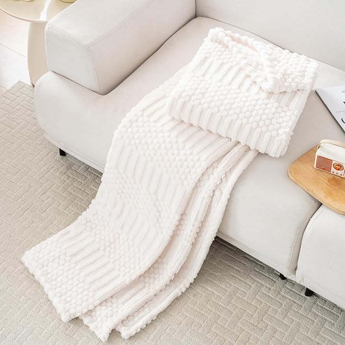 50x70 Inch Beige Throw Blanket - Soft & Fluffy Fleece, Cute & Aesthetic, Perfect for Sofa, Couch, Chair, Bed, Living Room & Bedroom, All-Season Use, Plush & Cozy Decorative Blanket