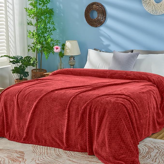 inhand Ruby Red Fleece Throw Blanket for Couch, Super Soft Flannel Blanket, Lightweight Fuzzy Blankets Sofa Bed Office, Washable Cozy Plush Fleece Blankets&Throw for All Season(50x60 Inches)