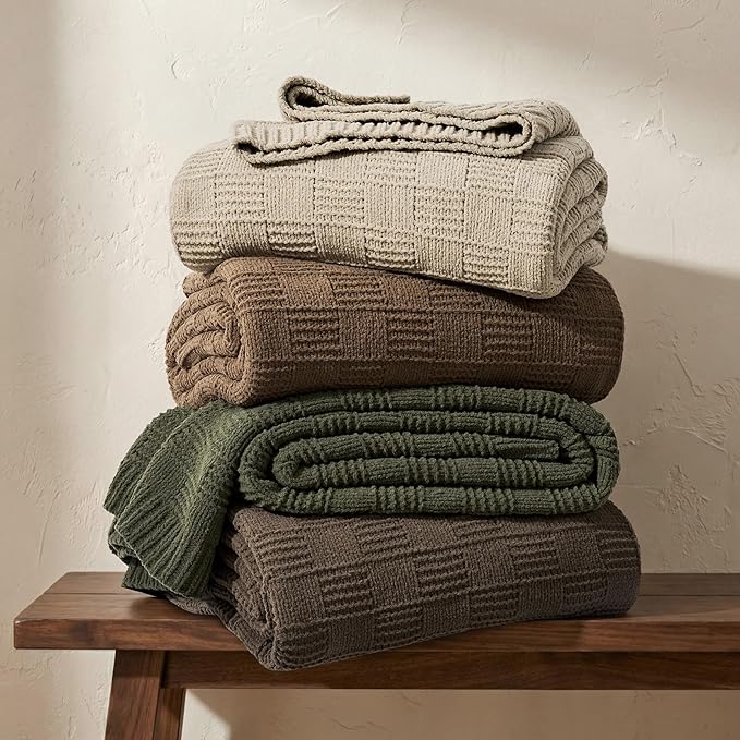 EVERGRACEHOME Modern Checkered Chenille Throw Blanket, Soft Cozy Plaid Knitted Blanket for Sofa & Couch, Decorative Knit Throw for Bed and Living Room, Olive Green, 60" x 80"
