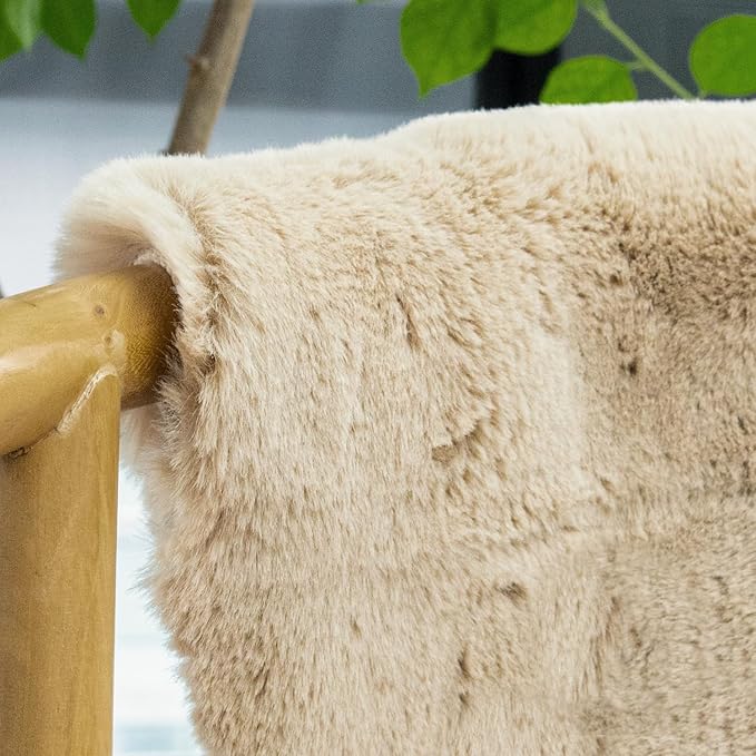 ORINOVA Beige Plush Faux Washable Rabbit Fur Area Rugs for Bedroom Shag Carpet for Living Room 4x6 Rectangle Nursery Rug