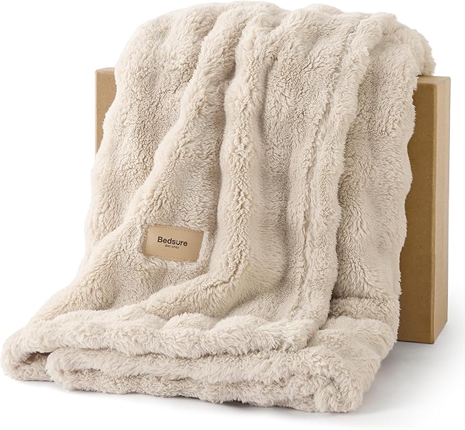 Bedsure 3D Fleece Bubble Blanket for Couch - GentleSoft Beige Throw Blanket for Sofa Bed Room Decor - Luxury Soft Cozy Gifts for Kids, Lightweight, All Seasons, Beige, 50"×60"