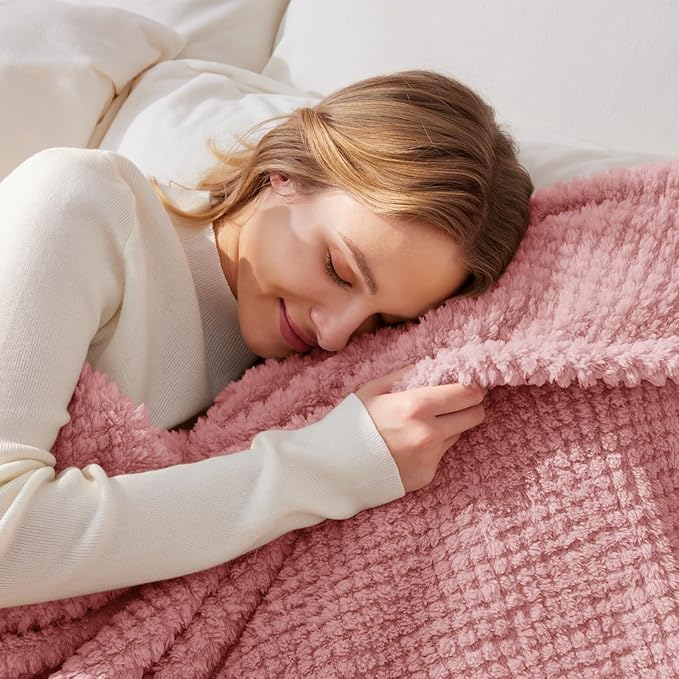 Whale Flotilla Extra Large Fuzzy Fleece Throw Blanket for Couch, 50x70 Inch Fluffy Warm Soft Jacquard Blankets for All Season, Lightweight and Cozy, Pink