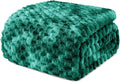 Exclusivo Mezcla Fleece King Blanket for Bed, Extra Large Fuzzy Tie-dye Teal Bed Blankets, Soft Cozy Plush Sofa Throws for All Seasons, 90x104 Inches