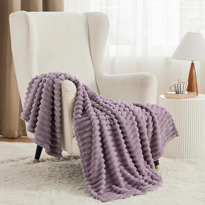Bedsure GentleSoft Light Purple Fleece Blanket for Couch - Cozy Soft Blankets for Women, Cute Small Throws for Girls, 50x70 Inches