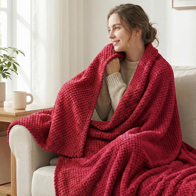 Exclusivo Mezcla Fleece Bed Blanket Twin Size, Super Soft and Warm Blankets for Couch, Sofa and Bed Waffle Textured, Cozy, Fuzzy and Lightweight (Deep Red, 90x66 Inches)