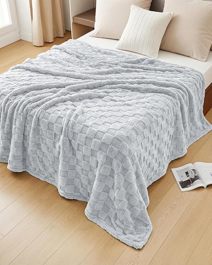 Utopia Bedding Cool Grey Checkered Fleece Twin Blanket for Couch or Bed, Soft Plush Cozy Blanket for Women and Men, Ultra Comfy Travel-Friendly Bed Throws for Relaxation, 60x80 Inches