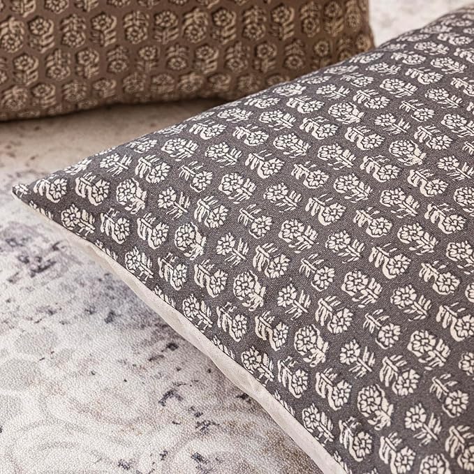 Foindtower Set of 2 Decorative Neutral Floral Print Throw Pillow Covers Vintage Accent Farmhouse Cushion Covers Boho Home Decor for Sofa Couch Chair Bedroom Living Room,20×20 Inch,Rustic Gray