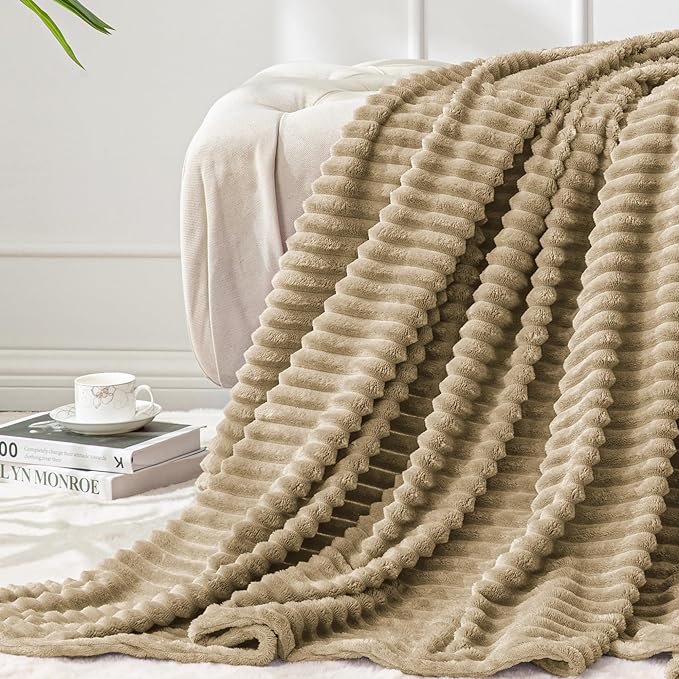 BEDELITE Fleece Throw Blanket for Couch – 3D Ribbed Jacquard Soft and Warm Decorative Fuzzy Blanket – Cozy, Fluffy, Plush Lightweight Brown Throw Blankets for Bed, Sofa, 50x60 inches