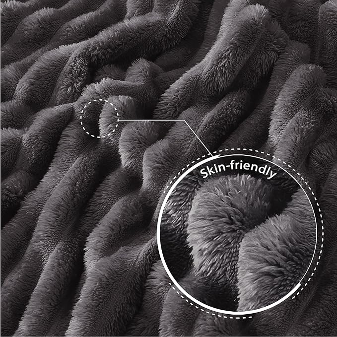 Exclusivo Mezcla Fleece Throw Blanket for Couch, Super Soft Striped Jacquard Bed Blanket, Lightweight Fuzzy Cozy for All Seasons, 50x60 Inches, Dark Grey