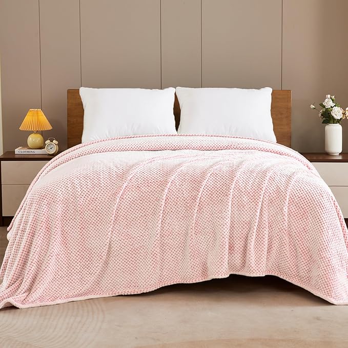 Exclusivo Mezcla Fleece Throw Blanket Extra Large, Super Soft and Warm Blankets for Couch, Sofa and Bed Waffle Textured, Cozy, Fuzzy and Lightweight (Heather Dusty Pink, 50x70 Inches)