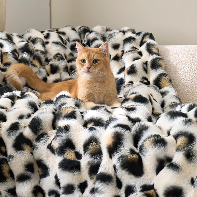 Cozy Bliss Leopard Print Faux Fur Throw Blanket for Couch, Fuzzy Soft Plush Thick Bubble Cheetah Blanket for Sofa Bedroom Living Room, 50x60 Inches