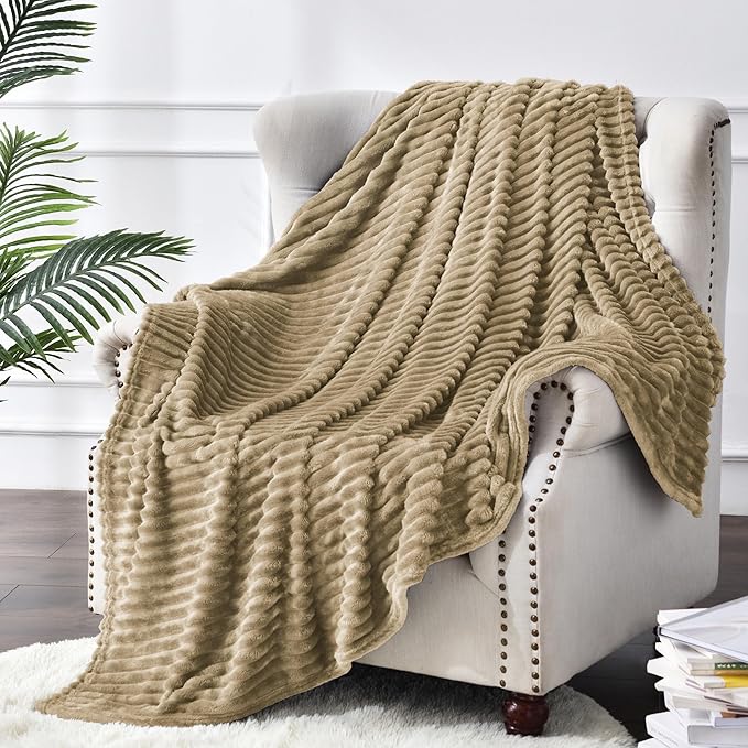 BEDELITE Fleece Throw Blanket for Couch – 3D Ribbed Jacquard Soft and Warm Decorative Fuzzy Blanket – Cozy, Fluffy, Plush Lightweight Brown Throw Blankets for Bed, Sofa, 50x60 inches