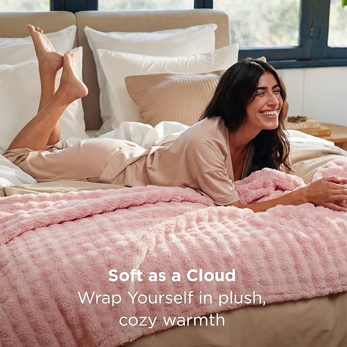 Bedsure 3D Fleece Bubble Blanket - GentleSoft Pink King Blanket for Bed Sofa Room Decor - Luxury Soft Cozy Gifts for Kids Girls, Lightweight, All Seasons, Pink, 108"×90"