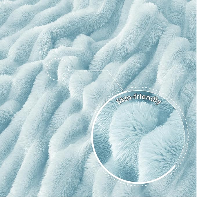 Exclusivo Mezcla Fleece Throw Blanket for Couch, Super Soft Striped Jacquard Bed Blanket, Lightweight Fuzzy Cozy for All Seasons, 50x60 Inches, Light Blue