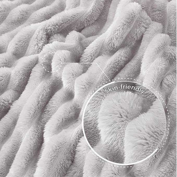 Exclusivo Mezcla King Size Flannel Fleece Blanket, Super Soft Striped Jacquard Bed Blanket, Lightweight Fuzzy Cozy for All Seasons, 90x104 Inches, Light Grey