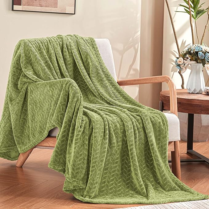 inhand Sage Green Fleece Queen Blanket for Bed, Super Soft Flannel Cozy Blankets for Adults, Lightweight Leaves Pattern Fuzzy Blanket for Office,Warm Plush Blankets for All Season, 90x90 Inches