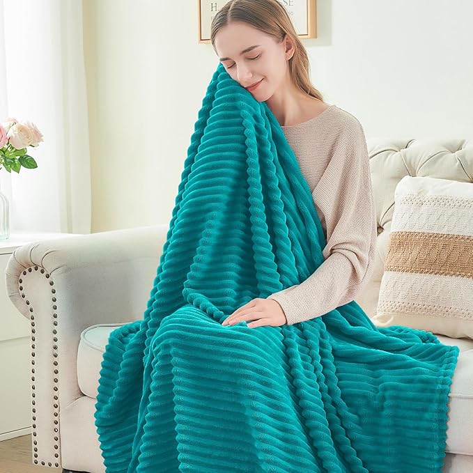 BEDELITE Fleece Throw Blanket for Couch – 3D Ribbed Jacquard Soft and Warm Decorative Fuzzy Blanket – Cozy, Fluffy, Plush Lightweight Blue Throw Blankets for Bed, Sofa, 50x60 inches