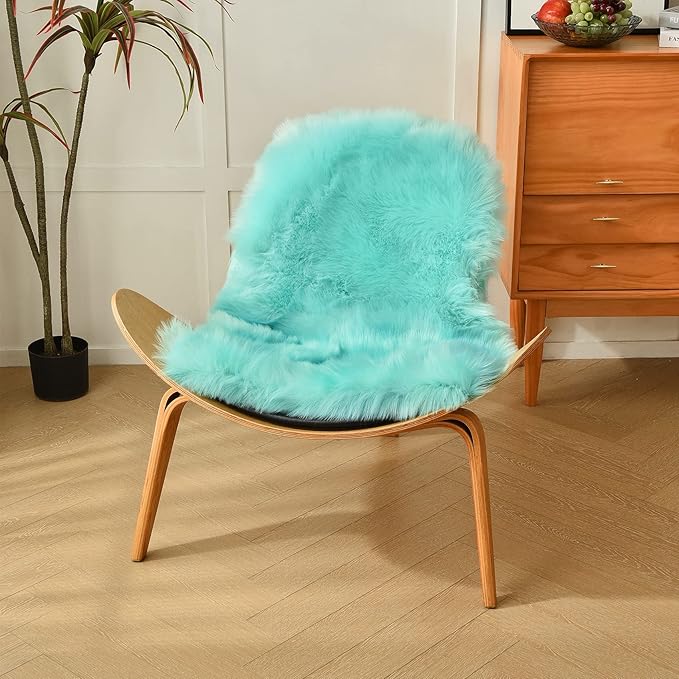 duduta Turquoise Blue Sheepskin Throw Rug 2x3 ft, Fluffy Shag Faux Fur Chair Covers Small Bedside Dorm Rug Non Slip Washable