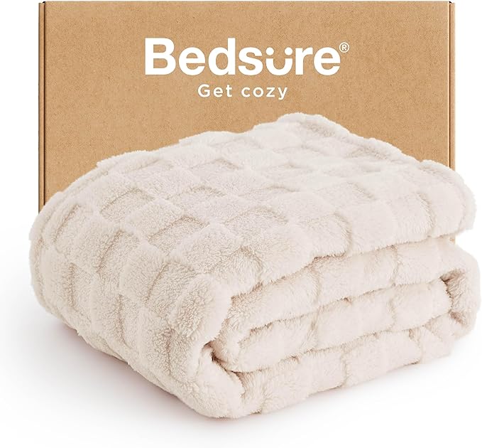 Bedsure GentleSoft Twin Blanket for Bed Cream - Super Soft Cozy Blankets for Kids Girls, Cute Fuzzy Fleece Throws for Bedroom Couch, 60x80 Inches
