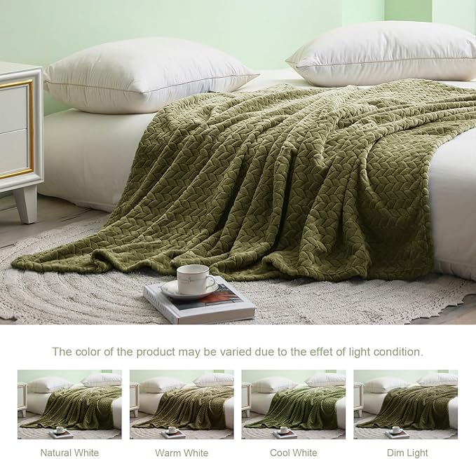 Exclusivo Mezcla Fleece Throw Blanket for Couch and Bed, 50x70 Inches Soft Cozy Jacquard Flannel Blankets, Lightweight Fuzzy Plush Warm Throws for Women, Olive Green