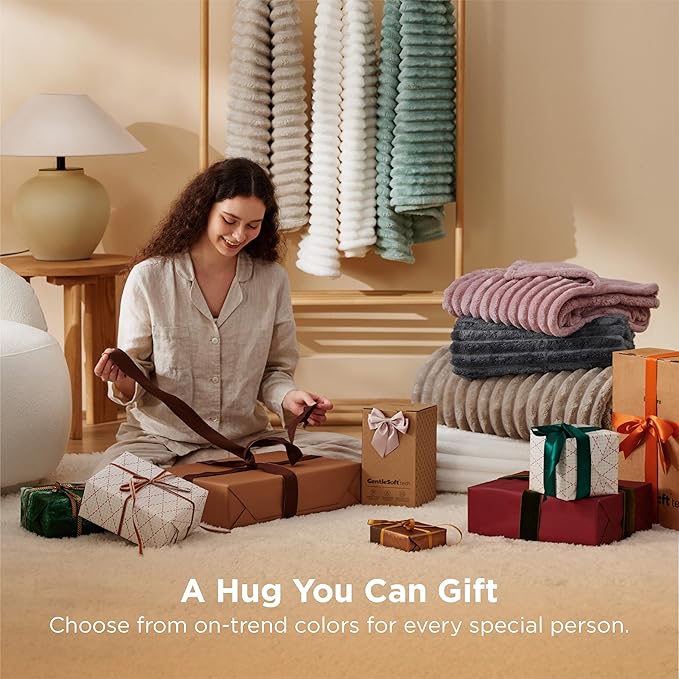 Bedsure GentleSoft Grey Fleece Blanket for Couch - Cozy Soft Blankets for Women, Cute Small Throws for Girls, 50x70 Inches