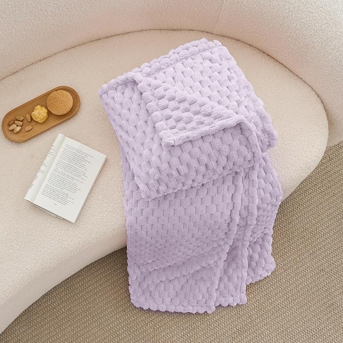 BEDELITE Fleece Blanket - 3D Jacquard Decorative Lavender Fog Throw Blankets for Couch & Bed, Soft and Cozy Warm Plush Fluffy Blanket All Seasons Suitable, 60x80Inches