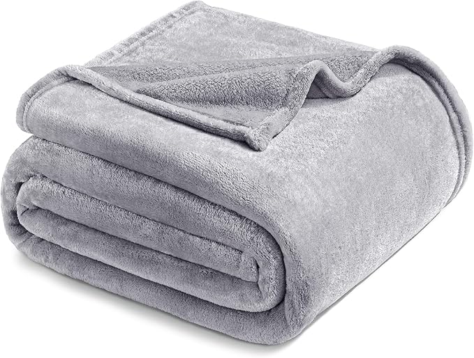 Exclusivo Mezcla Fleece Light Grey Throw Blanket for Couch, Sofa, Super Soft and Warm Blankets, All Season, Cozy, Plush, Lightweight, 50x60 Inches