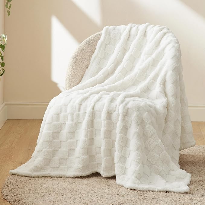 Bedsure GentleSoft White Throw Blanket for Couch - Super Soft Cozy Blankets Gifts for Kids Girls, Cute Small Fleece Throws for Bedroom Home Decor, 50x70 Inches