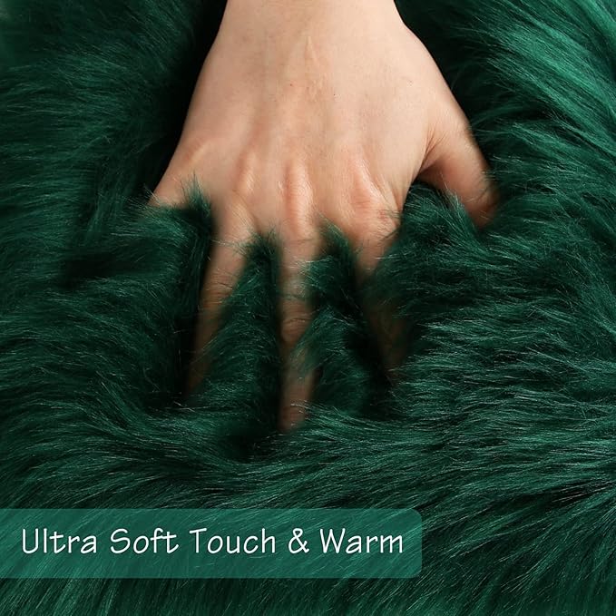 duduta Emerald Green Faux Sheepskin Round Rug 4x4 ft, Fluffy Shag Fur Bedroom Nursery Kids Playroom Circle Rug Dorm Decor Non Slip Washable