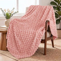 Exclusivo Mezcla Fleece Throw Blanket for Couch, Extra Large Fuzzy Dusty Pink Bed Blankets, Soft Cozy Plush Sofa Throws for All Seasons, 50x70 Inches