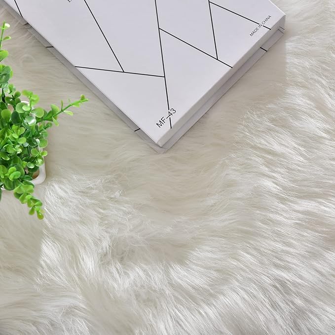 ORINOVA White Shag Round Rugs 6ft Washable Faux Sheepskin Fluffy Fur Area Rugs for Living Room Large Circle Boho Nursery Rug Teen Room Décor