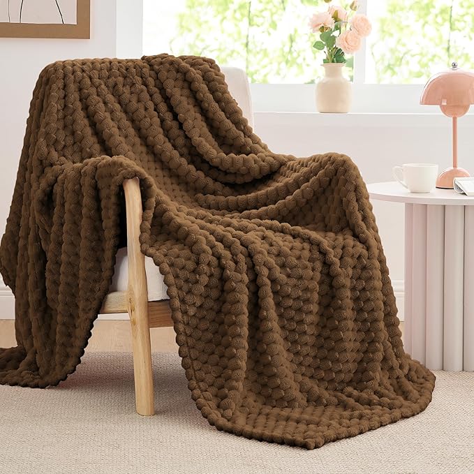 BEDELITE Fleece Blanket - 3D Jacquard Decorative Brown Throw Blankets for Couch & Bed, Soft and Cozy Warm Plush Fluffy Blanket All Seasons Suitable, 50x70Inches