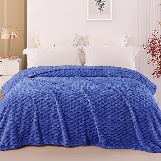 Exclusivo Mezcla Fleece King Blanket for Bed, Extra Large Fuzzy Cobalt Blue Bed Blankets, Soft Cozy Plush Sofa Throws for All Seasons, 90x104 Inches