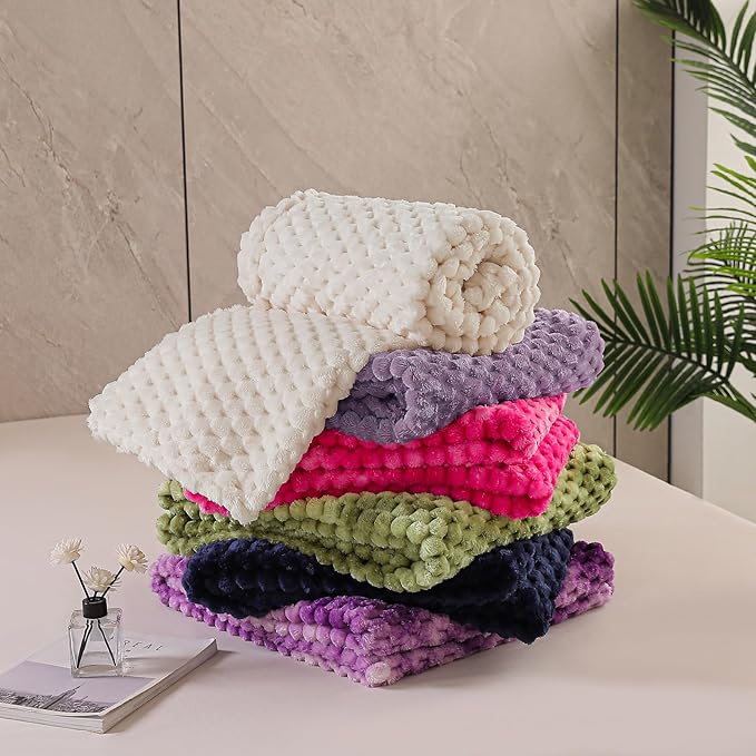 Exclusivo Mezcla Fleece Twin Blanket for Bed, Extra Large Fuzzy Dark Grey Bed Blankets, Soft Cozy Plush Sofa Throws for All Seasons, 60x80 Inches