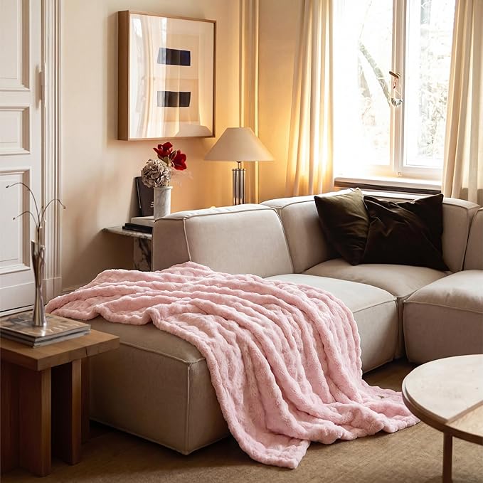 Bedsure 3D Fleece Bubble Blanket for Couch - GentleSoft Pink Throw Blanket for Sofa Bed Room Decor - Luxury Soft Cozy Gifts for Kids Girls, Lightweight, All Seasons, Pink, 50"×60"