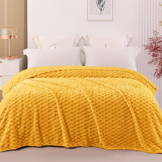 Exclusivo Mezcla Fleece Queen Blanket for Bed, Extra Large Fuzzy Mustard Yellow Bed Blankets, Soft Cozy Plush Sofa Throws for All Seasons, 90x90 Inches