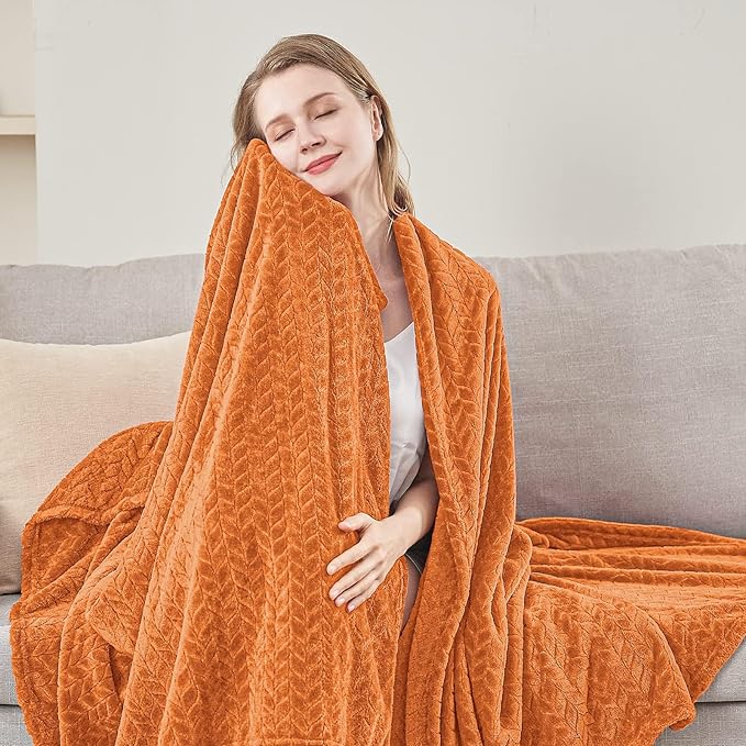 inhand Rust Fleece Twin Blanket, Super Soft Flannel Cozy Blankets for Adults, Lightweight Leaves Pattern Fuzzy Blanket for Couch Sofa Bed Office, Warm Plush Blankets for All Season, 60x90 Inches