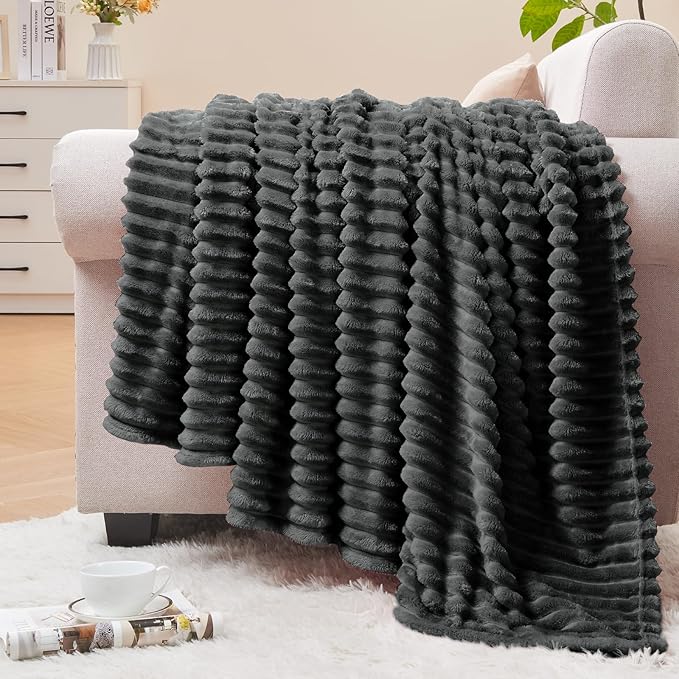 BEDELITE Fleece Blanket Twin Size – 3D Ribbed Jacquard Soft and Warm Decorative Fuzzy Blankets – Cozy, Fluffy, Plush Lightweight Throw Blankets for Couch, Bed, Sofa(Charcoal Grey, 60x80 inches)